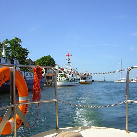 Ferienwohnung Sonnendeck, direkt am Leuchtturm Rostock Exterior foto