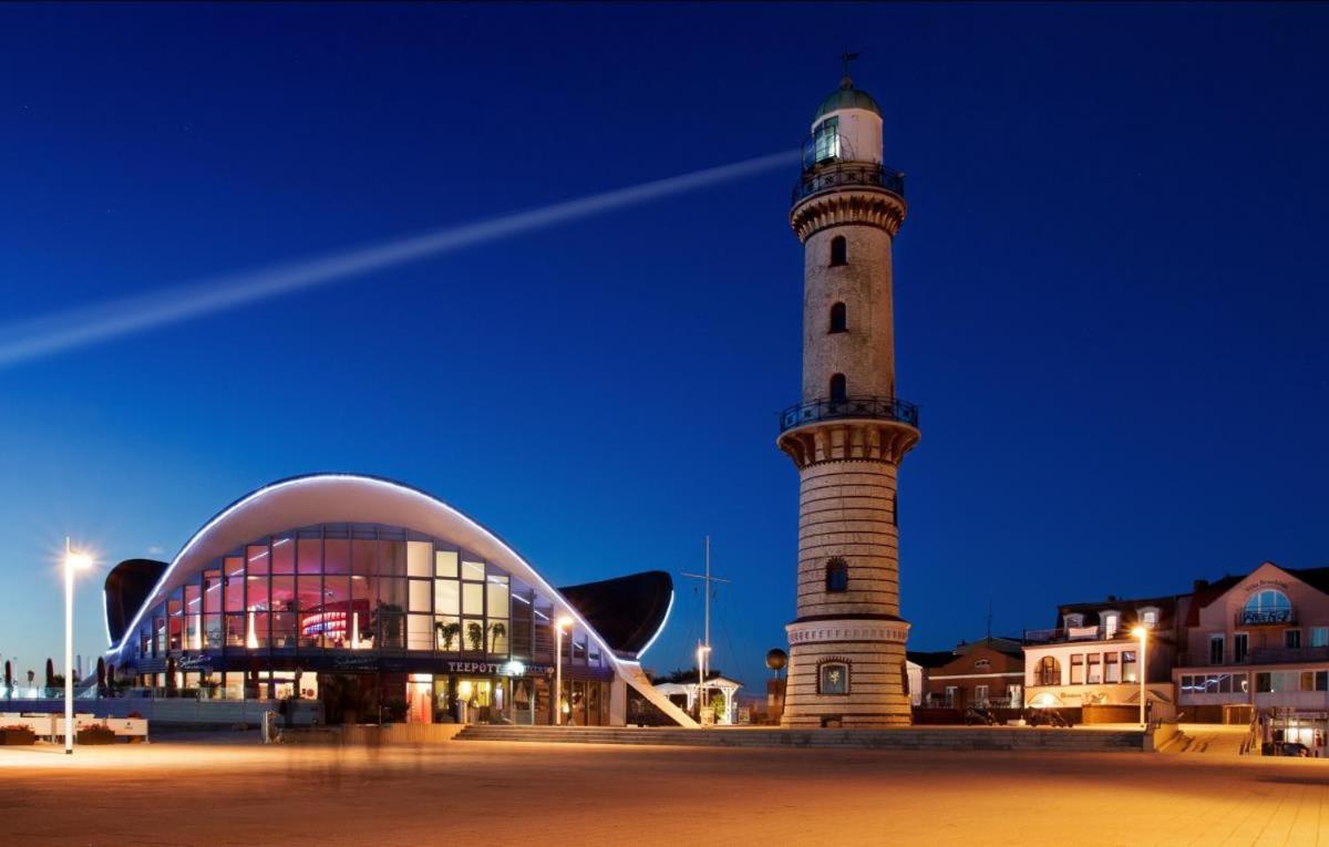 Ferienwohnung Sonnendeck, direkt am Leuchtturm Rostock Exterior foto